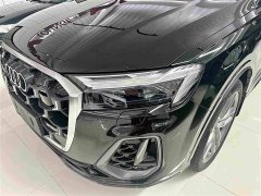 Audi Q7 55 TFSI quattro S line Sport - ფოტო 3
