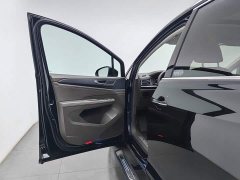 Volkswagen Viloran 330TSI Business Edition - photo 8