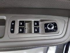 Volkswagen Viloran 330TSI Business Edition - photo 9