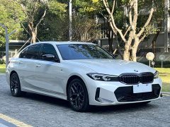 BMW 3 Series 330Li M Sport Night Edition Package - ფოტო 3