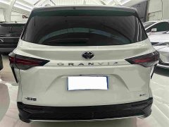 Toyota Grevias 2.5L Hybrid Premium Plus Edition - фото 19