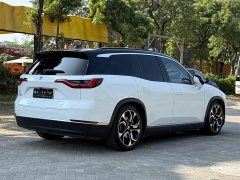 NIO ES8 415KM Six-Seater - ფოტო 15
