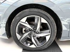 Hyundai Elantra 240TGDi DCT LUX Luxury Edition - ფოტო 10