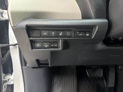 Toyota Sienna 2.5L Hybrid Platinum Edition - фото 16