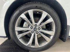 Toyota Sienna 2.5L Hybrid Platinum Edition - фото 18