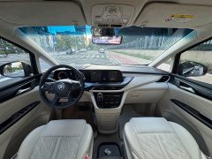 Buick GL8 Avenir Seven-Seater Comfort Edition - ფოტო 9