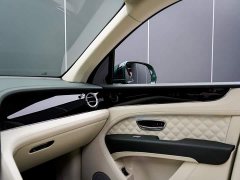 Bentley Bentayga 4.0T V8 - ფოტო 19