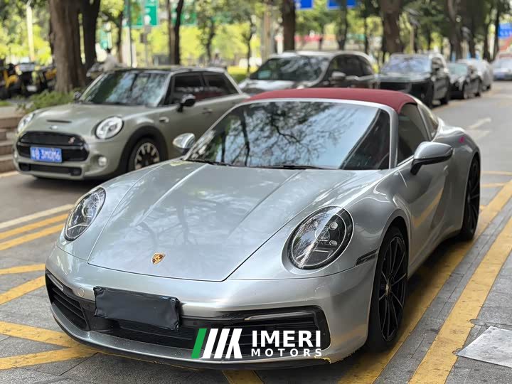 Porsche 911 Targa 4 3.0T - автомобиль из Китая
