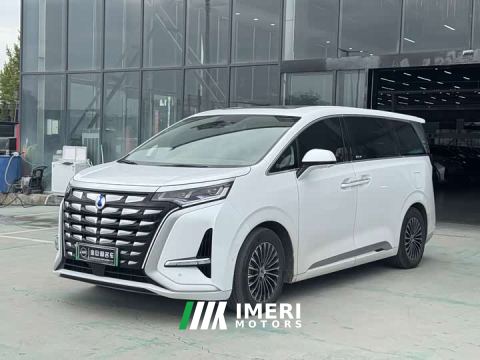 2023 Denza D9 DM-i 970 AWD Flagship