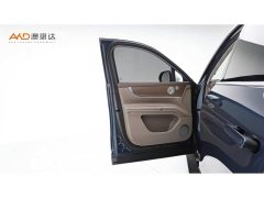 AITO M9 Extended Range Ultra 42kWh 6-Seater - ფოტო 11