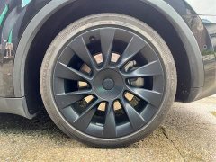 Tesla Model Y Rear-Wheel Drive - ფოტო 8