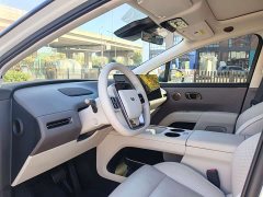 Li Auto i8 Standard Edition - ფოტო 14