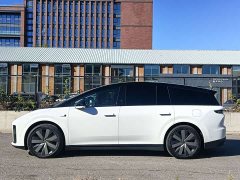 Li Auto i8 Standard Edition - ფოტო 6