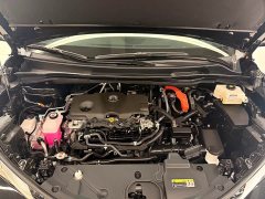 Toyota Gravia 2.5L Hybrid Respect MAX AWD Edition - ფოტო 18