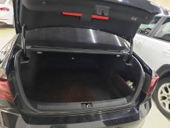 Volkswagen Magotan 2 Million Units Commemorative Edition 330TSI DSG Luxury - ფოტო 15