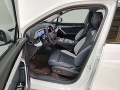 Geely Boyue L 1.5TD DCT Flagship - ფოტო 10