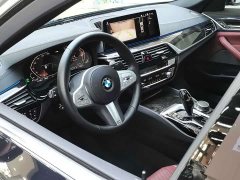 BMW 5 Series Facelift 525Li M Sport Package - ფოტო 13