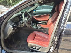 BMW 5 Series 530Li Luxury M Sport Package - ფოტო 6