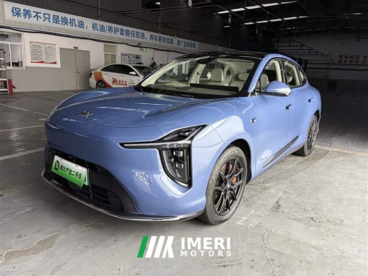 IM Motors Zhiji LS6 Pure Electric Max