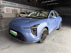 IM Motors Zhiji LS6 Pure Electric Max - ფოტო 1