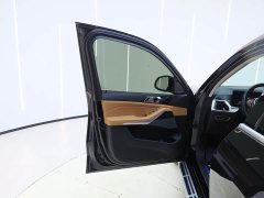 BMW X7 xDrive40i Premier Luxury Package - ფოტო 10