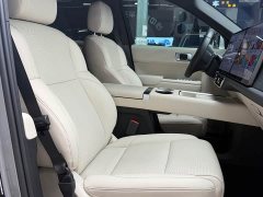Li Auto Ideal L8 Air - ფოტო 8