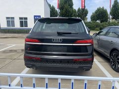 Audi Q7 55 TFSI quattro S line Sport - ფოტო 4