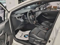 Toyota Corolla Hybrid 1.8H E-CVT Luxury - ფოტო 4