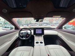 Xiaomi YU7 Four-Wheel Drive Max Edition - ფოტო 5