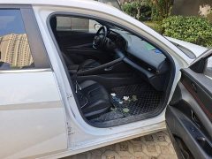 Hyundai Elantra 240TGDi DCT LUX Luxury Edition - ფოტო 19