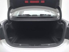 BMW 1 Series Facelift 120i M Sport - ფოტო 16