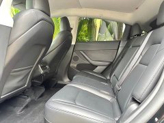 Tesla Model Y Rear-Wheel Drive - ფოტო 12