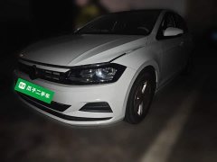 Volkswagen Polo Facelift Plus 1.5L Automatic Panoramic Sunroof Comfort Edition - ფოტო 1