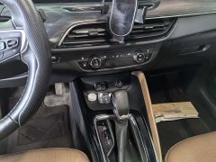 Buick GL6 323T Hybrid Connected Luxury - ფოტო 10