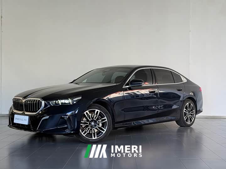 BMW 5 Series 530Li Premier M Sport Package - ავტომობილი ჩინეთიდან