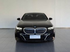 BMW 5 Series 530Li Premier M Sport Package - ფოტო 2