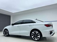 Audi A3 Facelift A3L Limousine 35 TFSI Fashion Sport - ფოტო 4