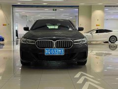 BMW 5 Series 530Li Luxury M Sport Package - ფოტო 2