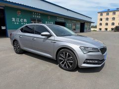 Skoda Superb TSI280 DSG Prestige - ფოტო 2