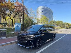 Toyota Alphard Hybrid 2.5L Premium Edition - ფოტო 1
