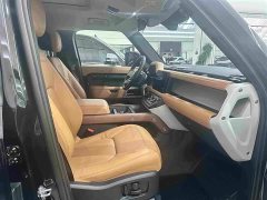 Land Rover Defender 110 3.0T P400 Dark Edition - ფოტო 17