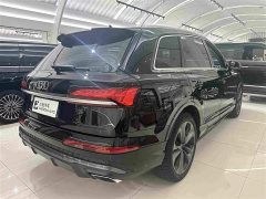 Audi Q7 55 TFSI quattro S line Sport - фото 16