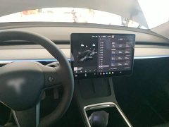 Tesla Model Y Rear-Wheel Drive - ფოტო 9