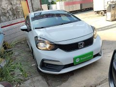 Honda Fit 1.5L CVT Trend Edition - ფოტო 3