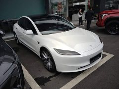 Tesla Model 3 Rear-Wheel Drive - ფოტო 3