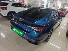 Hyundai Elantra 1.5L CVT Luxury - ფოტო 6