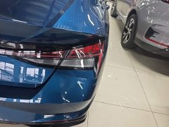 Hyundai Elantra 1.5L CVT Luxury - ფოტო 7