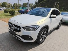 Mercedes-Benz GLA 200 - ფოტო 1