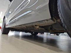 FAW Red Flag HS3 2.0T AWD Youwei Edition - ფოტო 20