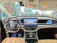 Denza D9 EV 620 Premium Edition - ფოტო 9